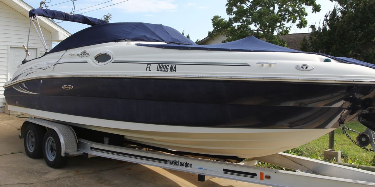 2005 Sea Ray Sundeck 240 in Pensacola, FL