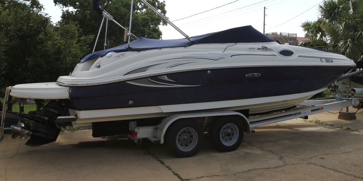 2005 Sea Ray Sundeck 240 in Pensacola, FL